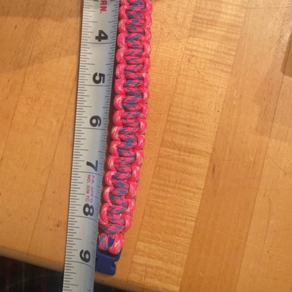 Paracord Bracelet - Picture 2 of 3